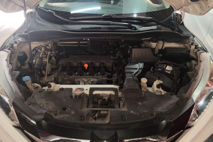 Used Honda Vezel 2016 1.8L CVT Front-Wheel Drive Pioneer Edition Engine Bay
