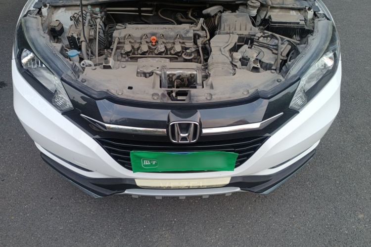 Used Honda Vezel 2016 1.8L CVT Front-Wheel Drive Pioneer Edition Engine Bay