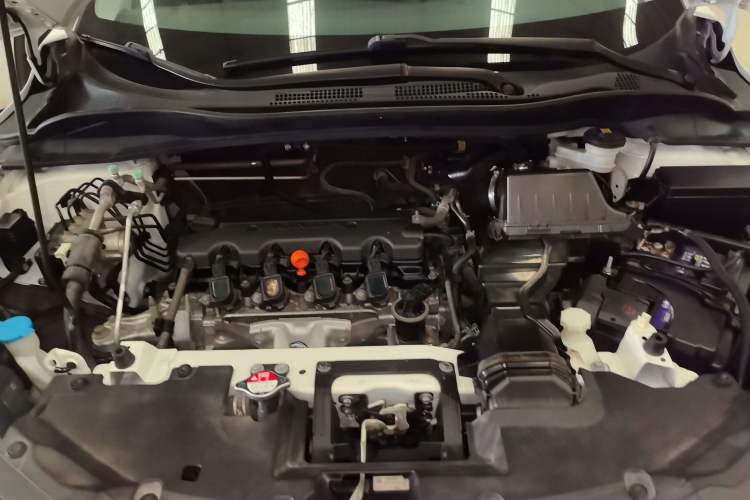 Used Honda Vezel 2016 1.8L CVT Front-Wheel Drive Pioneer Edition Engine Bay