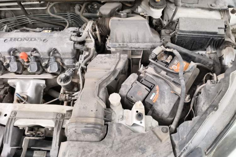Used Honda Vezel 2016 1.8L CVT Front-Wheel Drive Pioneer Edition Engine Bay Left