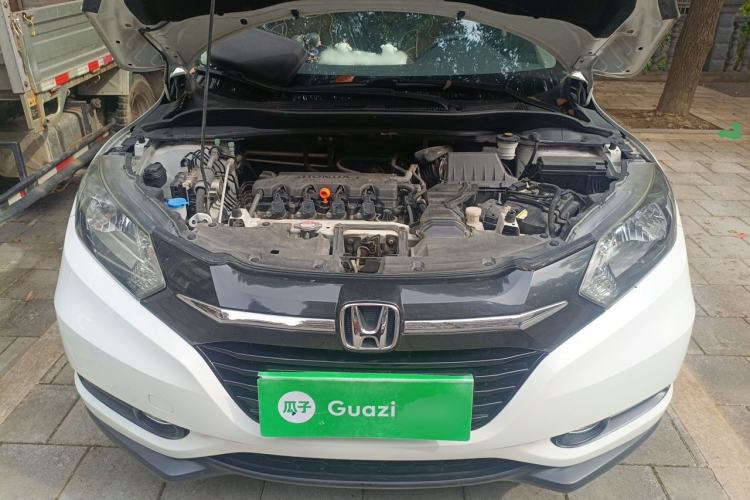 Used Honda Vezel 2016 1.8L CVT Front-Wheel Drive Pioneer Edition Engine Bay