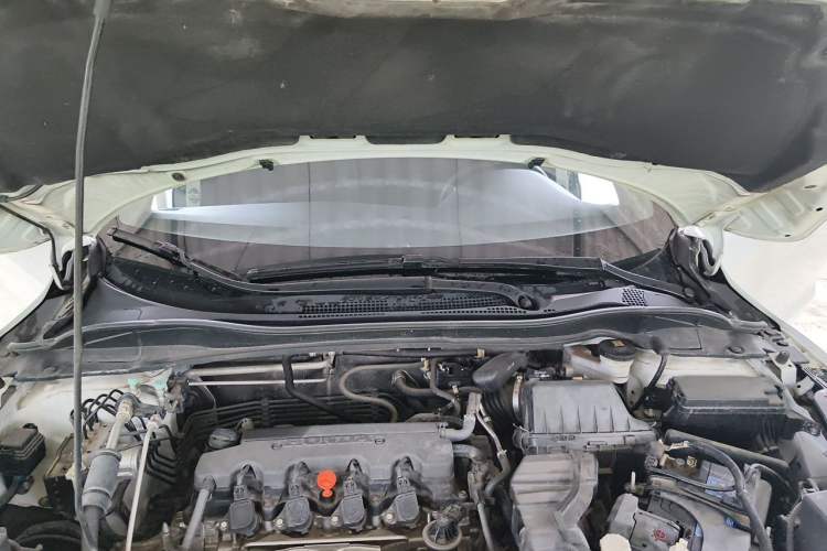 Used Honda Vezel 2016 1.8L CVT Front-Wheel Drive Pioneer Edition Engine Bay
