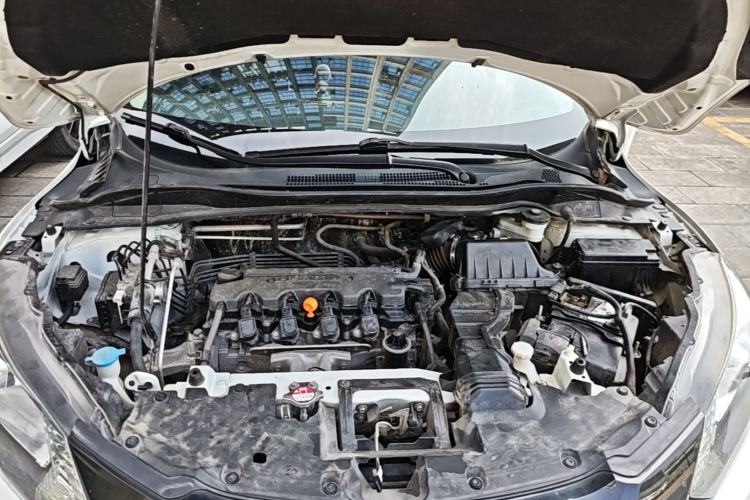 Used Honda Vezel 2016 1.8L CVT Front-Wheel Drive Pioneer Edition Engine Bay