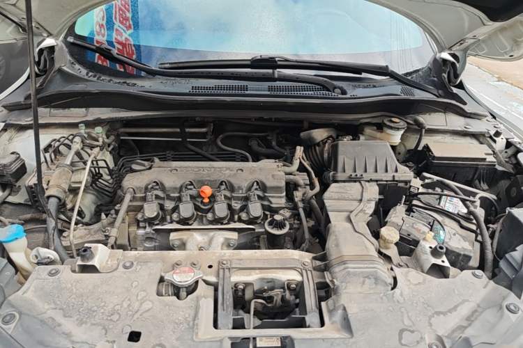 Used Honda Vezel 2016 1.8L CVT Front-Wheel Drive Pioneer Edition Engine Bay