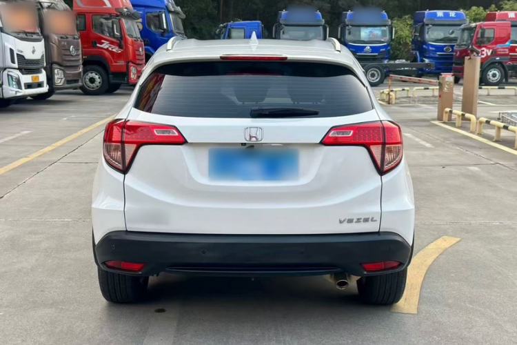 Used Honda Vezel 2016 1.8L CVT Front-Wheel Drive Pioneer Edition Exterior 1