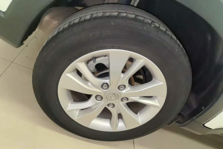 Used Honda Vezel 2016 1.8L CVT Front-Wheel Drive Pioneer Edition Exterior 2