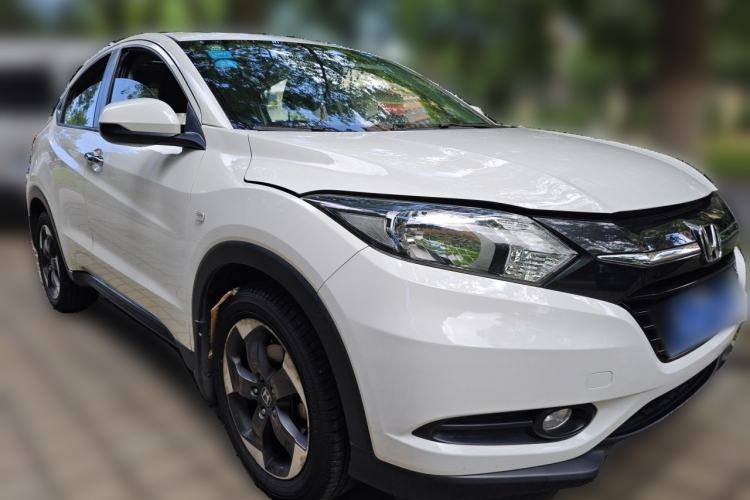Used Honda Vezel 2016 1.8L CVT Front-Wheel Drive Pioneer Edition Exterior 2