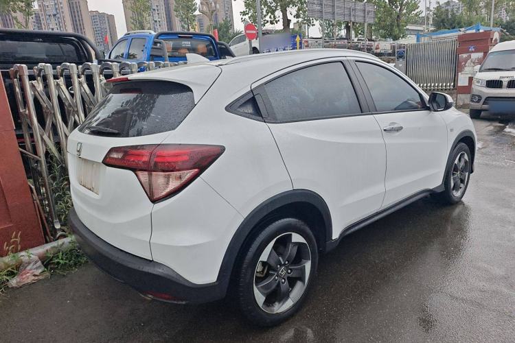 Used Honda Vezel 2016 1.8L CVT Front-Wheel Drive Pioneer Edition Exterior 3