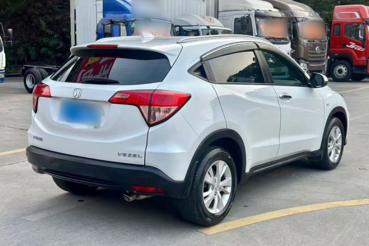 Used Honda Vezel 2016 1.8L CVT Front-Wheel Drive Pioneer Edition Exterior 3