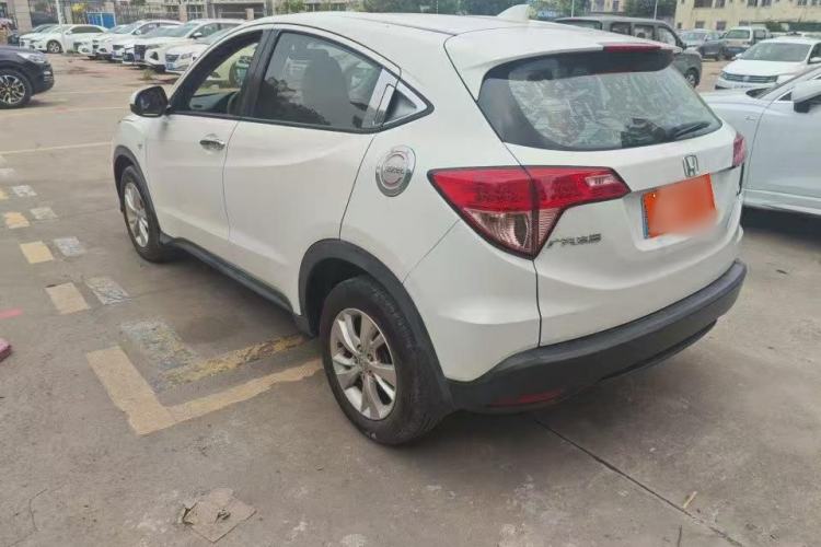 Used Honda Vezel 2016 1.8L CVT Front-Wheel Drive Pioneer Edition Exterior 3