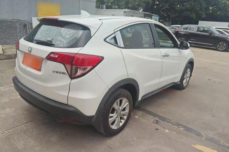 Used Honda Vezel 2016 1.8L CVT Front-Wheel Drive Pioneer Edition Exterior 4