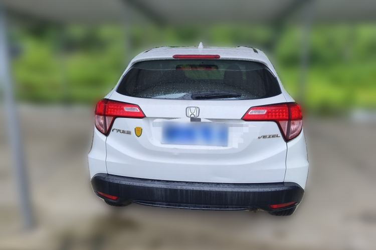 Used Honda Vezel 2016 1.8L CVT Front-Wheel Drive Pioneer Edition Exterior 4