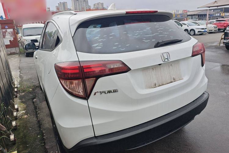 Used Honda Vezel 2016 1.8L CVT Front-Wheel Drive Pioneer Edition Exterior 5