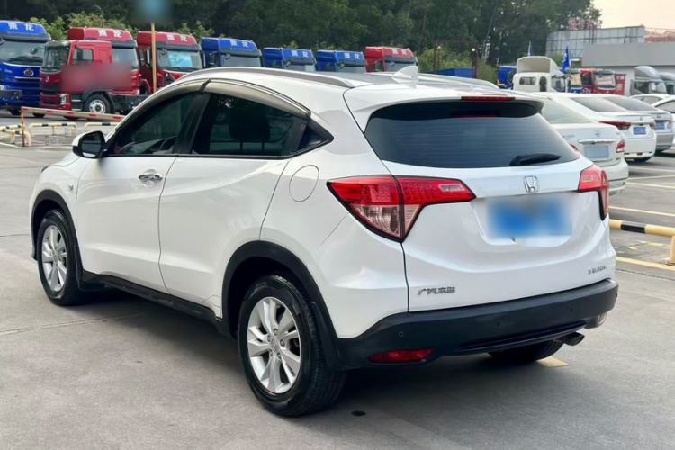 Used Honda Vezel 2016 1.8L CVT Front-Wheel Drive Pioneer Edition Exterior 5