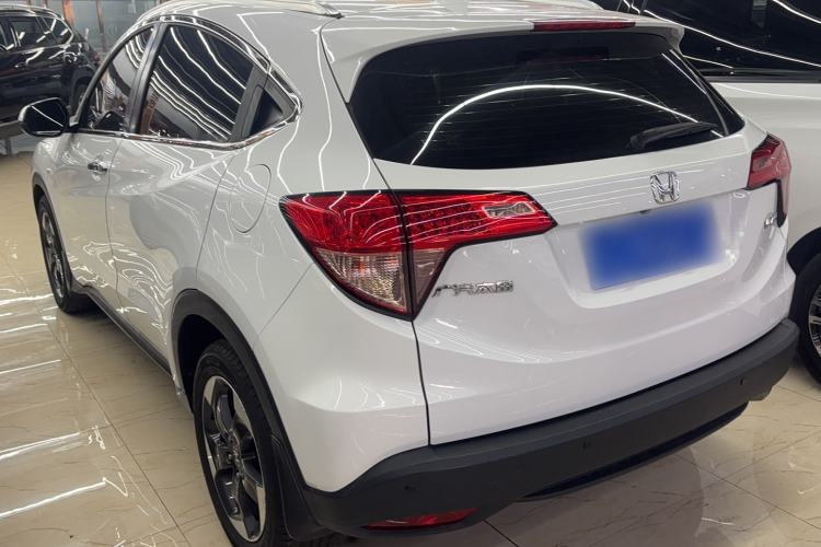 Used Honda Vezel 2016 1.8L CVT Front-Wheel Drive Pioneer Edition Exterior 5