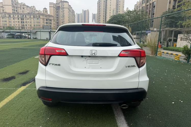 Used Honda Vezel 2016 1.8L CVT Front-Wheel Drive Pioneer Edition Exterior 5