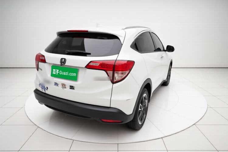 Used Honda Vezel 2016 1.8L CVT Front-Wheel Drive Pioneer Edition Exterior 5