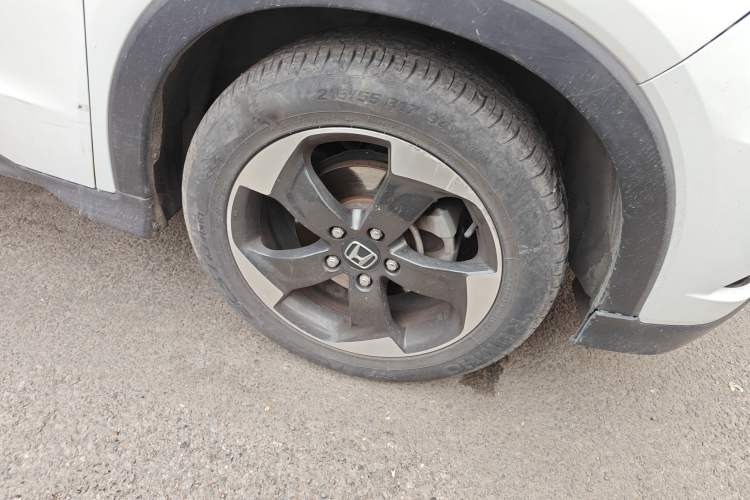 Used Honda Vezel 2016 1.8L CVT Front-Wheel Drive Pioneer Edition Exterior 7