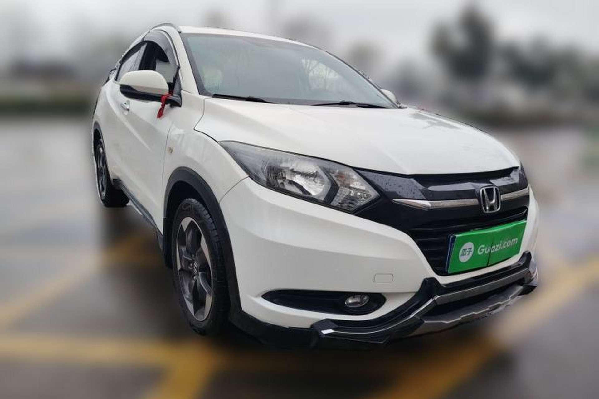 Used Honda Vezel 2016 1.8L CVT Front-Wheel Drive Pioneer Edition Front Right 45 Deg