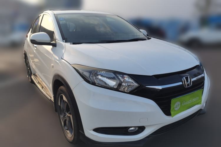 Used Honda Vezel 2016 1.8L CVT Front-Wheel Drive Pioneer Edition Front Right 45 Deg