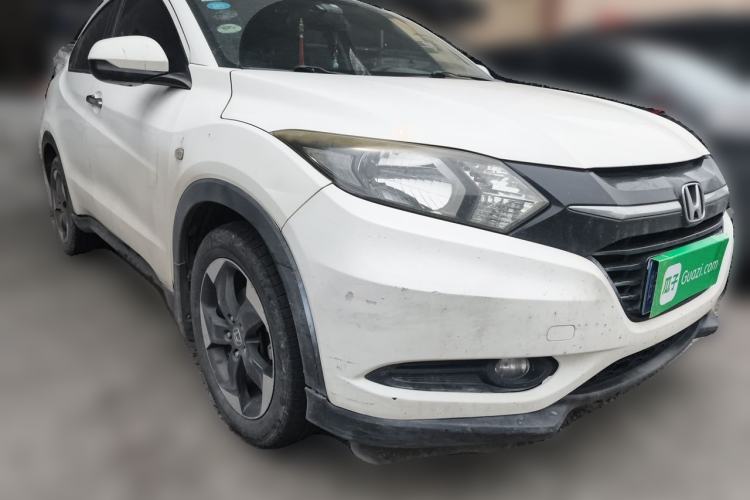 Used Honda Vezel 2016 1.8L CVT Front-Wheel Drive Pioneer Edition Front Right 45 Deg