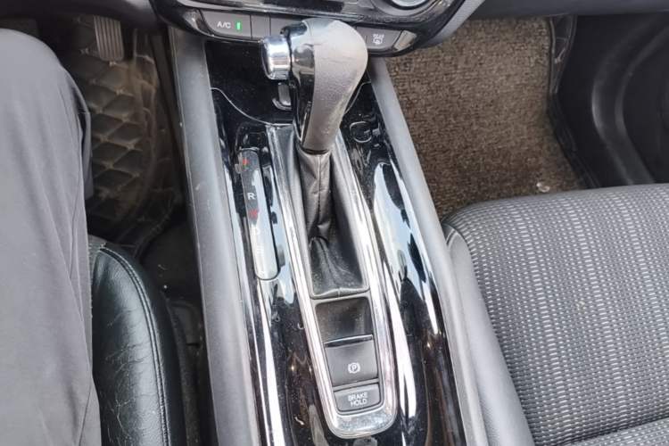 Used Honda Vezel 2016 1.8L CVT Front-Wheel Drive Pioneer Edition Gear Lever