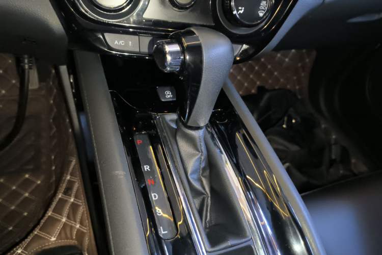 Used Honda Vezel 2016 1.8L CVT Front-Wheel Drive Pioneer Edition Gear Lever