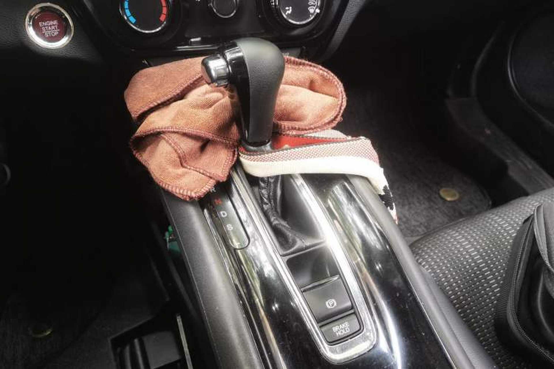 Used Honda Vezel 2016 1.8L CVT Front-Wheel Drive Pioneer Edition Gear Lever