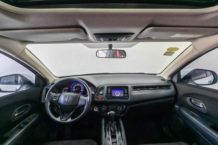 Used Honda Vezel 2016 1.8L CVT Front-Wheel Drive Pioneer Edition Interior 2