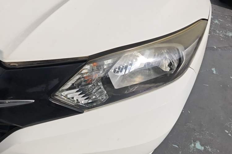 Used Honda Vezel 2016 1.8L CVT Front-Wheel Drive Pioneer Edition Left Front Headlight