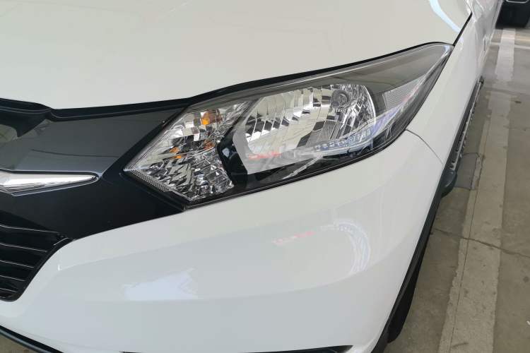 Used Honda Vezel 2016 1.8L CVT Front-Wheel Drive Pioneer Edition Left Front Headlight