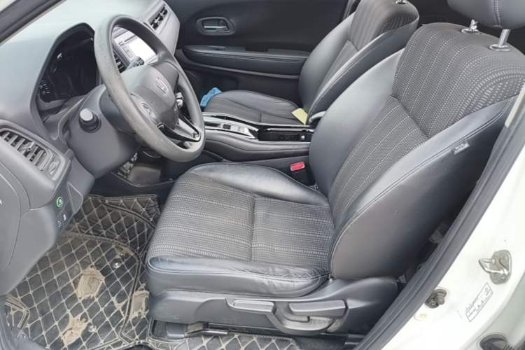 Used Honda Vezel 2016 1.8L CVT Front-Wheel Drive Pioneer Edition Left Front Seat