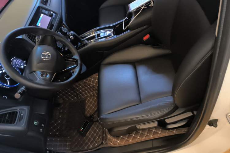 Used Honda Vezel 2016 1.8L CVT Front-Wheel Drive Pioneer Edition Left Front Seat
