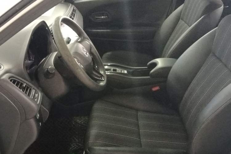 Used Honda Vezel 2016 1.8L CVT Front-Wheel Drive Pioneer Edition Left Front Seat