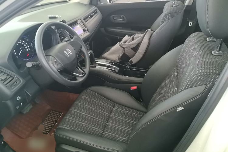 Used Honda Vezel 2016 1.8L CVT Front-Wheel Drive Pioneer Edition Left Front Seat