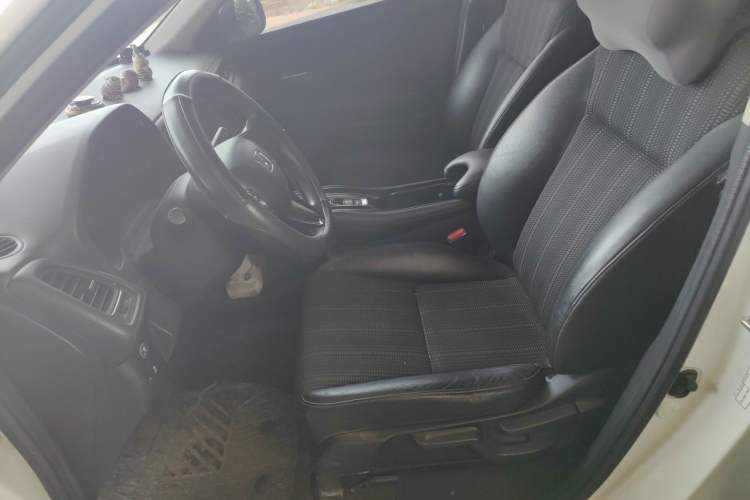 Used Honda Vezel 2016 1.8L CVT Front-Wheel Drive Pioneer Edition Left Front Seat
