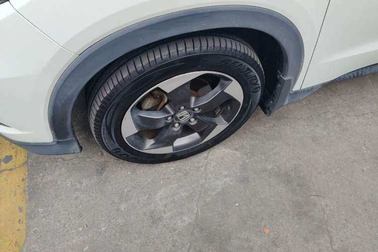 Used Honda Vezel 2016 1.8L CVT Front-Wheel Drive Pioneer Edition Left Front Wheel Hub