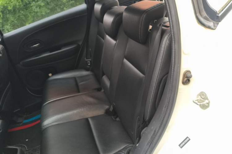 Used Honda Vezel 2016 1.8L CVT Front-Wheel Drive Pioneer Edition Left Rear Seat