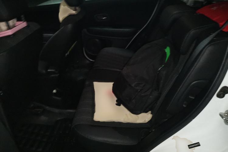 Used Honda Vezel 2016 1.8L CVT Front-Wheel Drive Pioneer Edition Left Rear Seat
