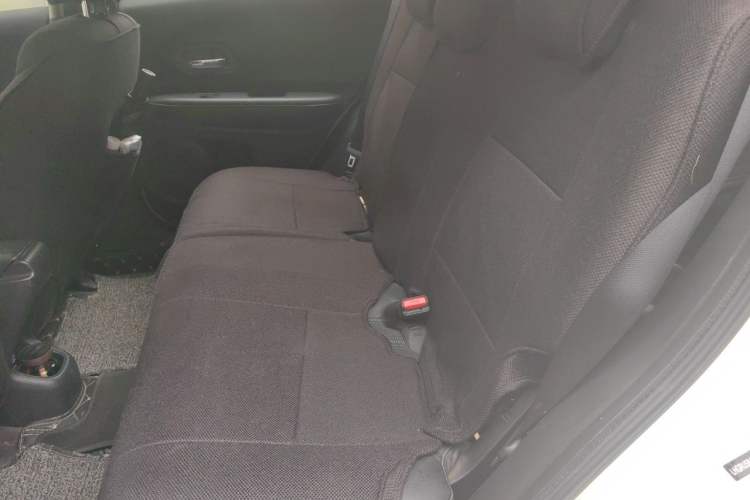 Used Honda Vezel 2016 1.8L CVT Front-Wheel Drive Pioneer Edition Left Rear Seat