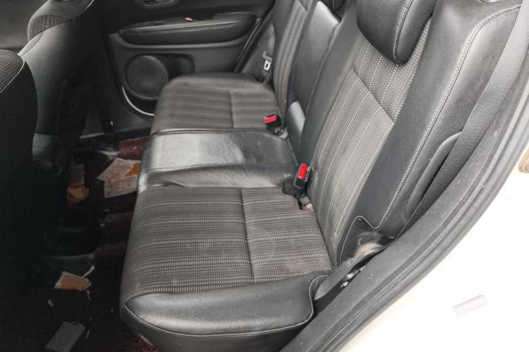 Used Honda Vezel 2016 1.8L CVT Front-Wheel Drive Pioneer Edition Left Rear Seat