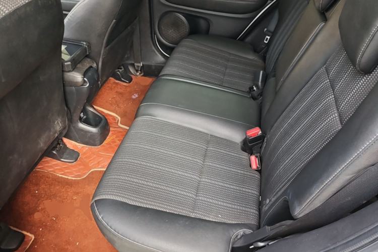 Used Honda Vezel 2016 1.8L CVT Front-Wheel Drive Pioneer Edition Left Rear Seat