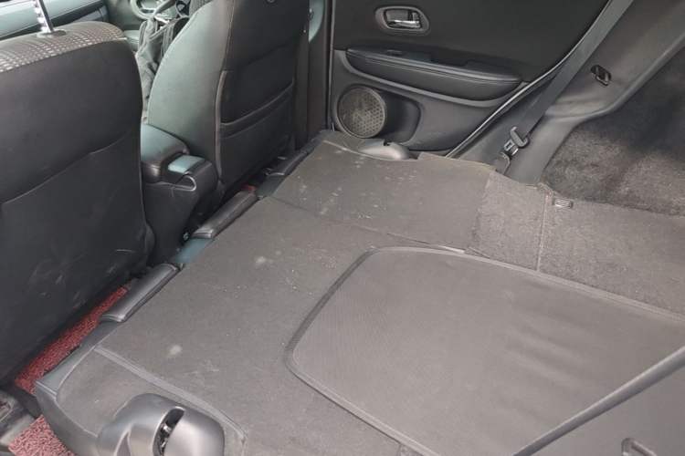 Used Honda Vezel 2016 1.8L CVT Front-Wheel Drive Pioneer Edition Left Rear Seat
