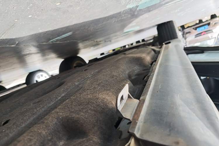 Used Honda Vezel 2016 1.8L CVT Front-Wheel Drive Pioneer Edition Left Side Sill