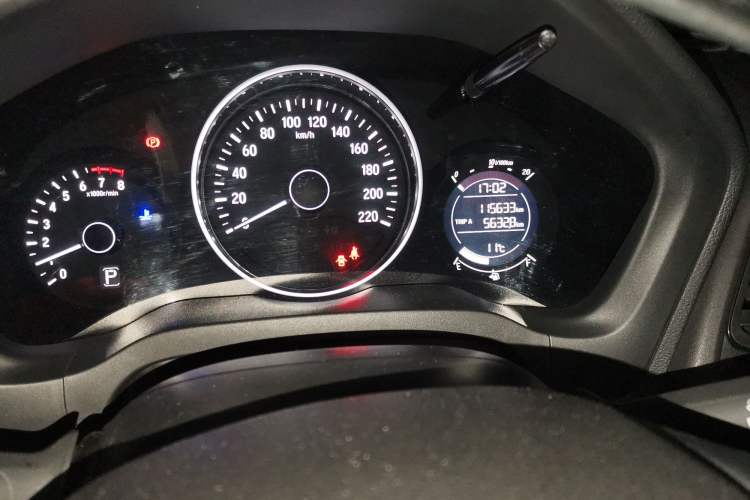 Used Honda Vezel 2016 1.8L CVT Front-Wheel Drive Pioneer Edition Odometer Close Up