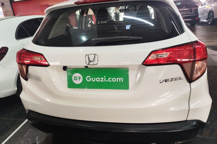 Used Honda Vezel 2016 1.8L CVT Front-Wheel Drive Pioneer Edition Rear
