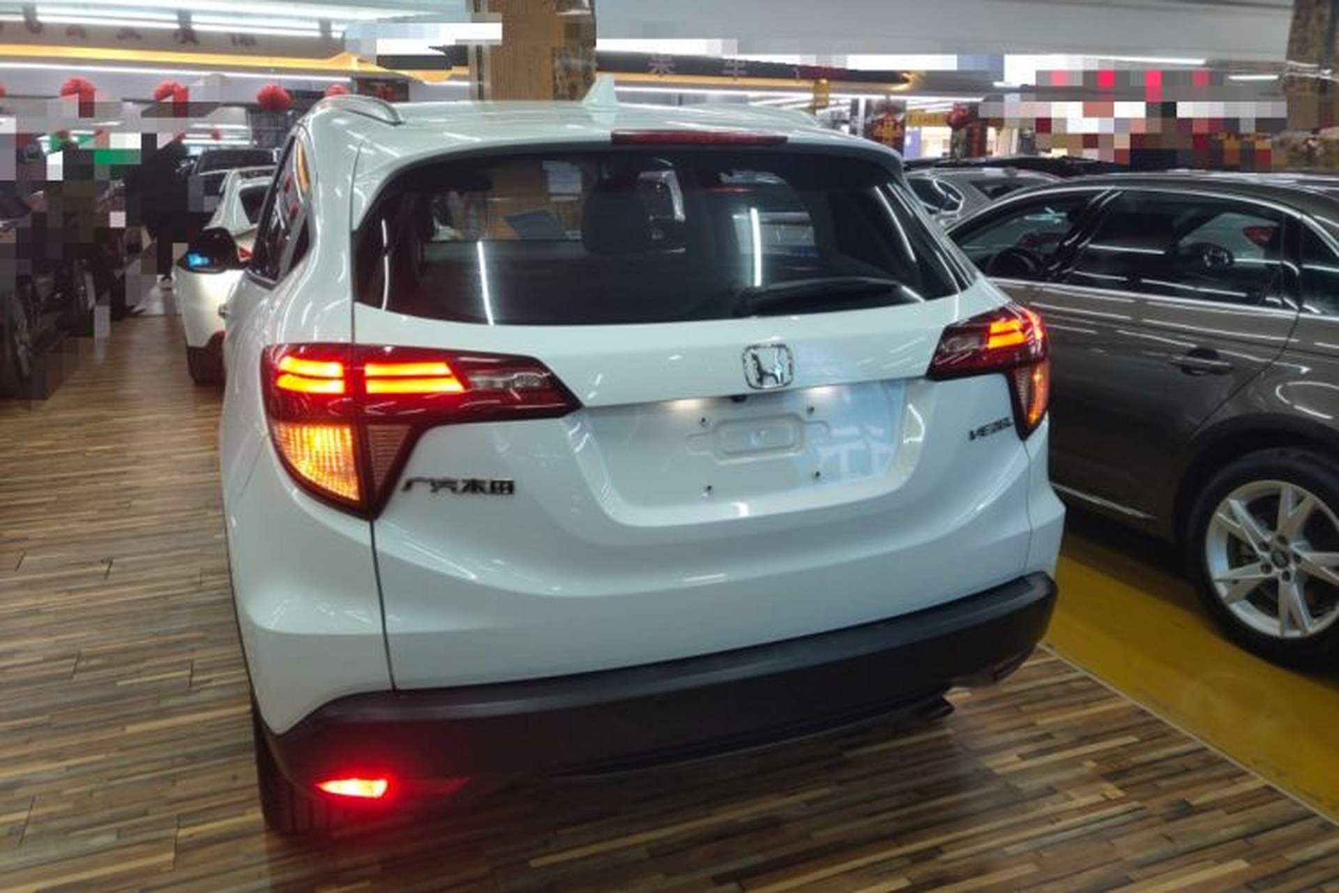 Used Honda Vezel 2016 1.8L CVT Front-Wheel Drive Pioneer Edition Rear