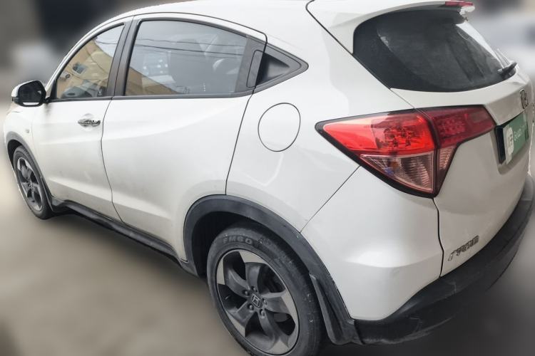 Used Honda Vezel 2016 1.8L CVT Front-Wheel Drive Pioneer Edition Rear Left 45 Deg