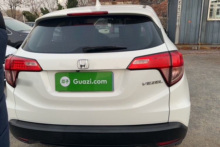Used Honda Vezel 2016 1.8L CVT Front-Wheel Drive Pioneer Edition Rear