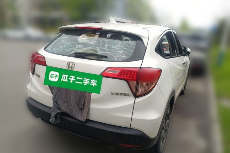 Used Honda Vezel 2016 1.8L CVT Front-Wheel Drive Pioneer Edition Rear Right 45 Deg